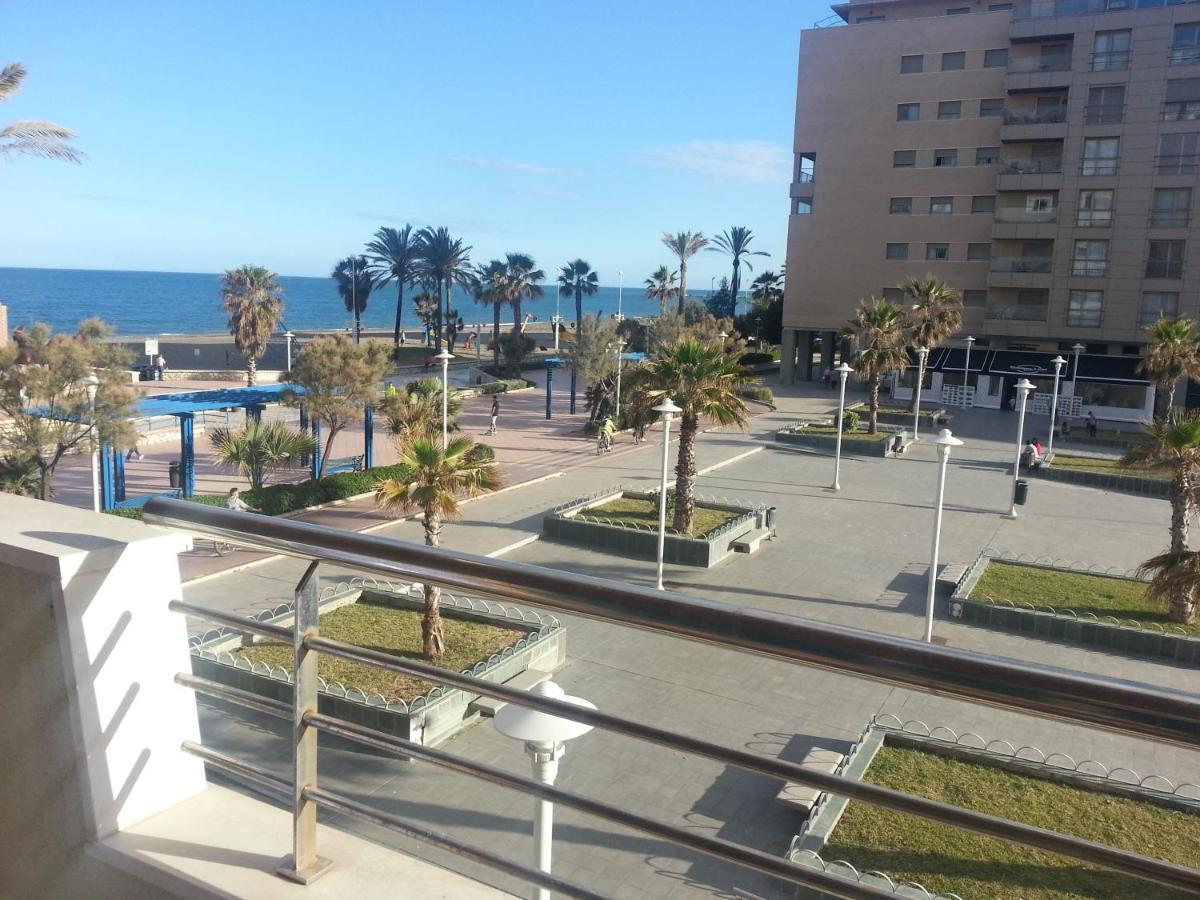 Paseo Maritimo Antonio Banderas Apartment Малага Екстериор снимка