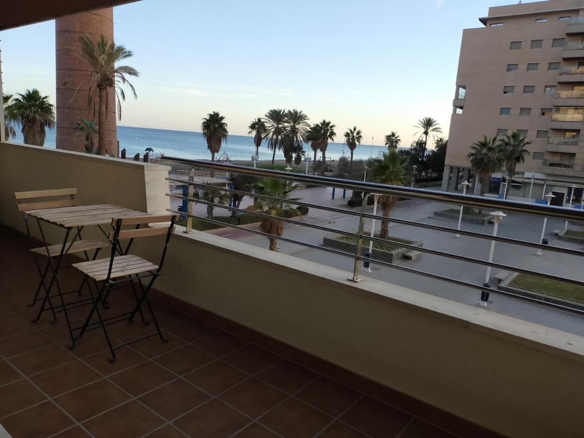 Paseo Maritimo Antonio Banderas Apartment Малага Екстериор снимка