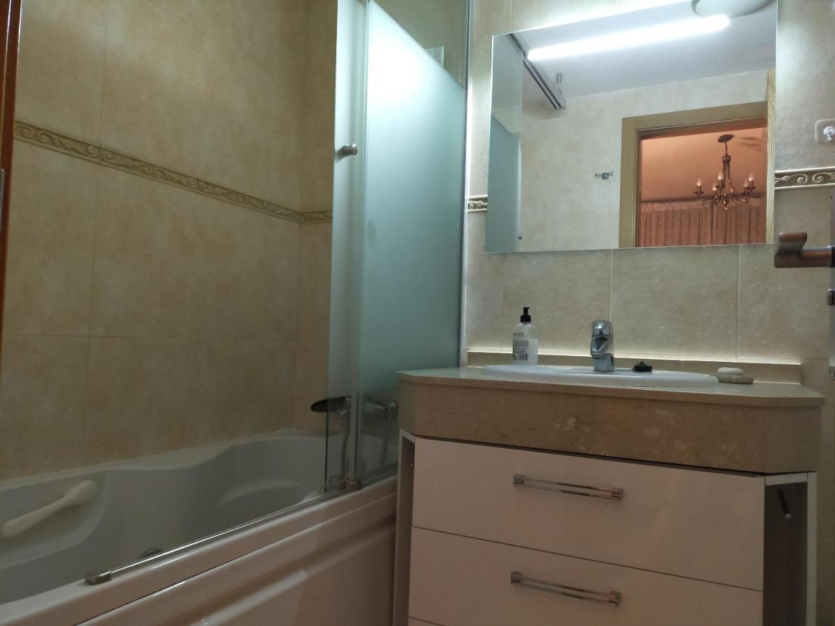 Paseo Maritimo Antonio Banderas Apartment Малага Екстериор снимка