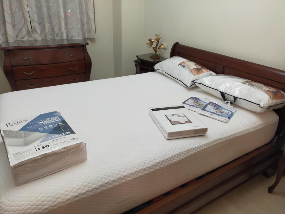 Paseo Maritimo Antonio Banderas Apartment Малага Екстериор снимка
